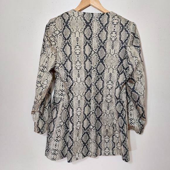 Zara Python Print Coat - Picture 7 of 9